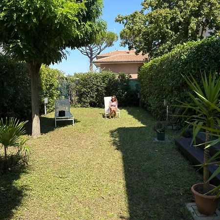 Casa Con Giardino Semesterbostad