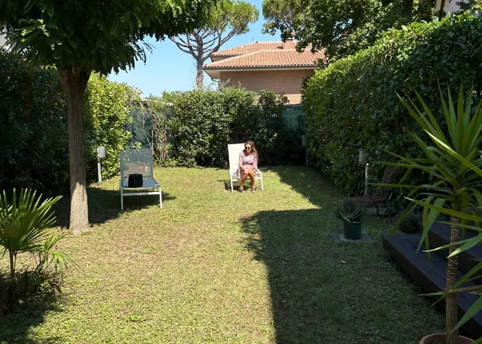 Casa Con Giardino Semesterbostad