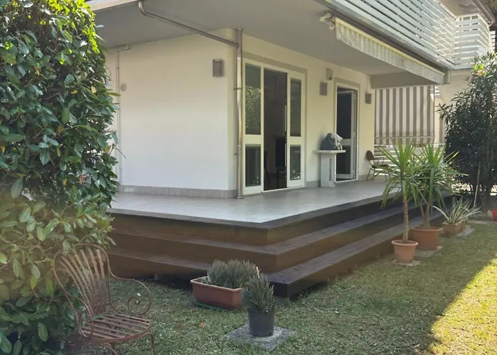 Casa Con Giardino Cervia